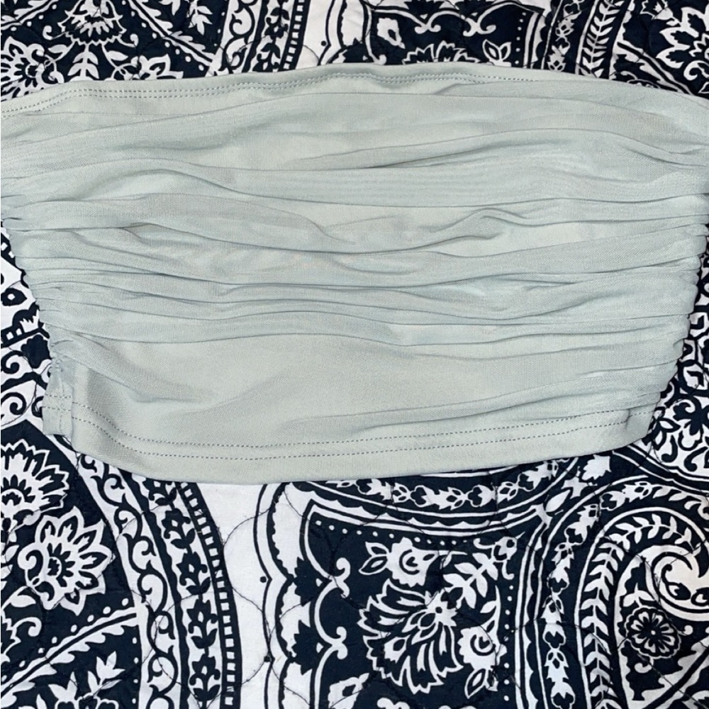 stretchy tupe top
